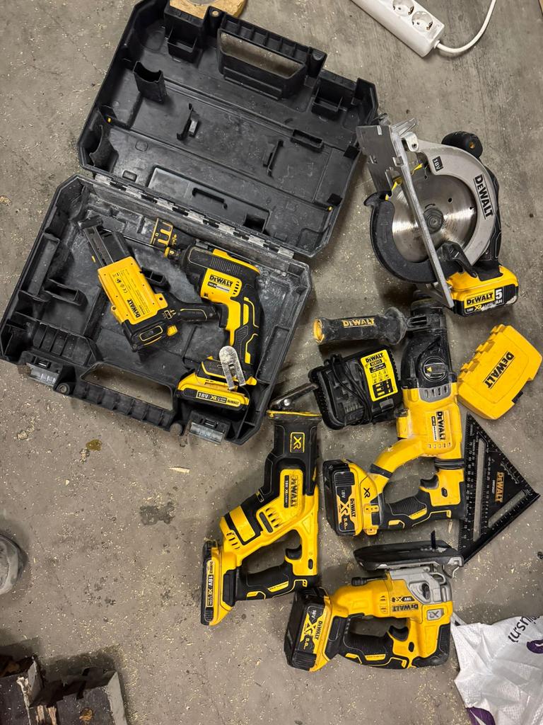 Dewalt Gereedschap Set met koffer, Ophalen of Verzenden, Gebruikt