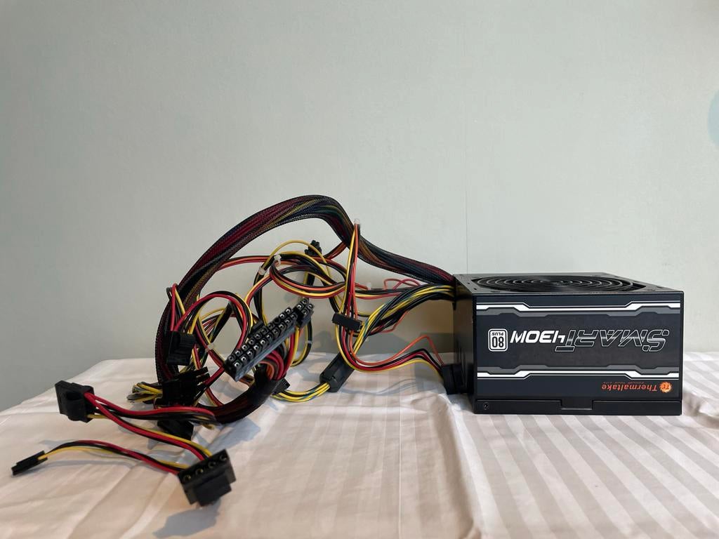 Thermaltake Smart 430W 80 Plus Voeding, Ophalen, Gebruikt