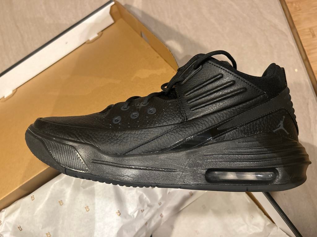 Nieuw: Zwarte Jordan Max Aura 4 Heren Sneakers, Ophalen, Nieuw, Zwart, Sneakers of Gympen