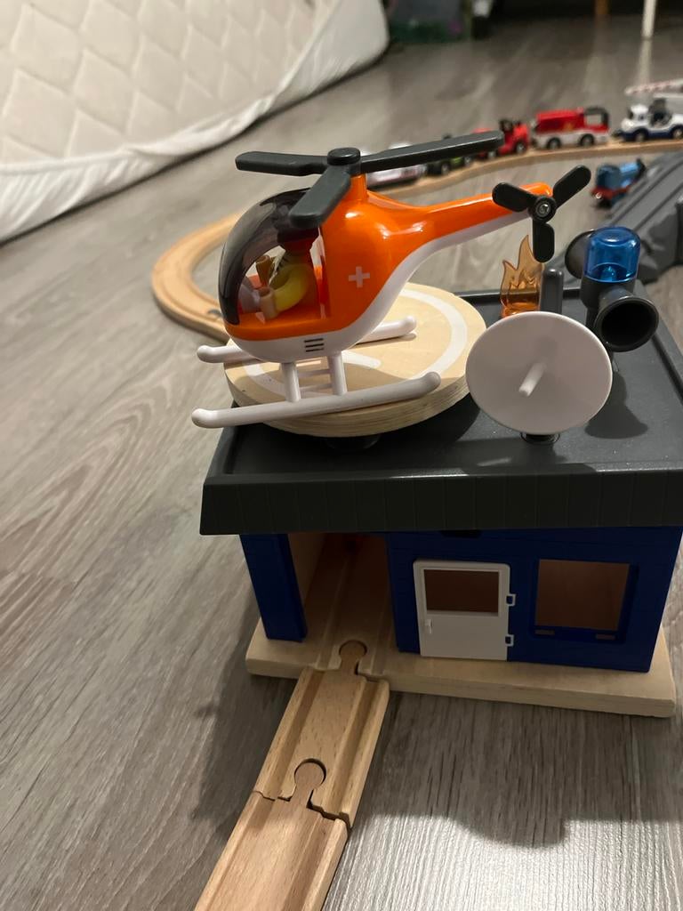 Leuke Lidl houten treinbaan met accessoires, Ophalen of Verzenden, Zo goed als nieuw, Jongen of Meisje