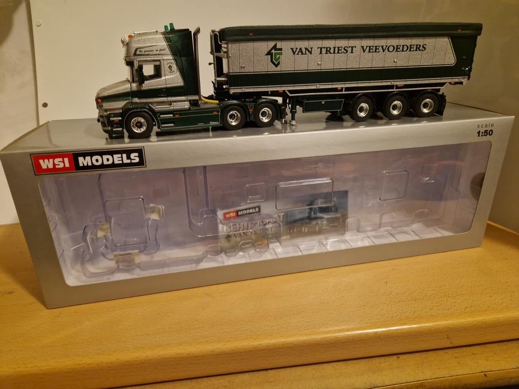 WSI  Sania T6 Van Triest, Hobby en Vrije tijd, Modelauto's | 1:50, Ophalen, Zo goed als nieuw, Bus of Vrachtwagen, Wsi