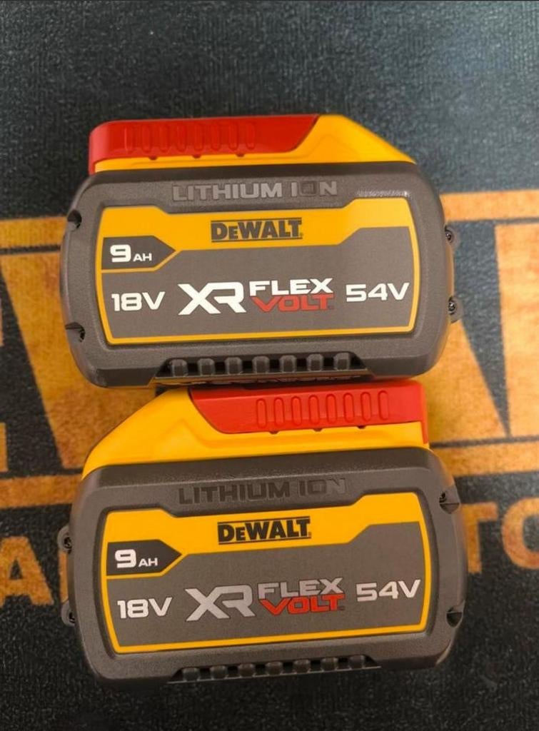 DeWalt Flexvolt 9Ah Accu. nieuw prijs per stuk ! dcb547, Ophalen