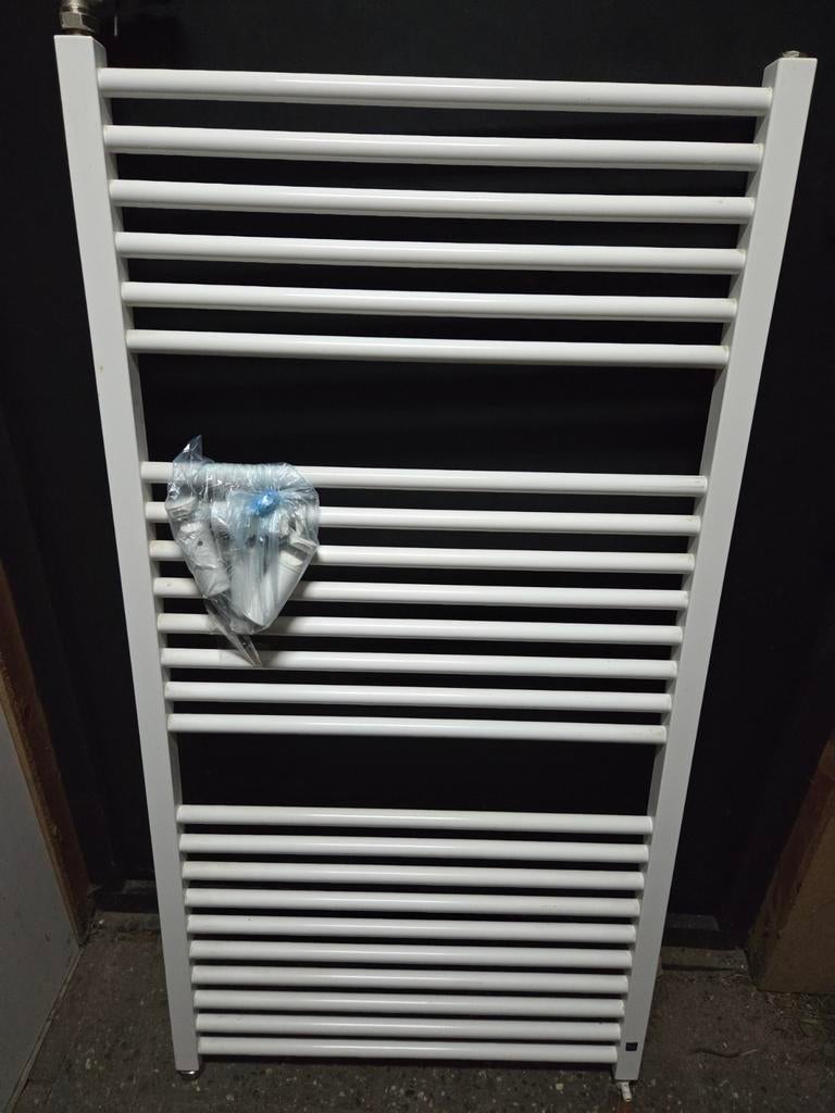 Badkamerradiator 120x60cm - Nieuw of gebruikt, Radiator, Ophalen of Verzenden, 60 tot 150 cm, 80 cm of meer