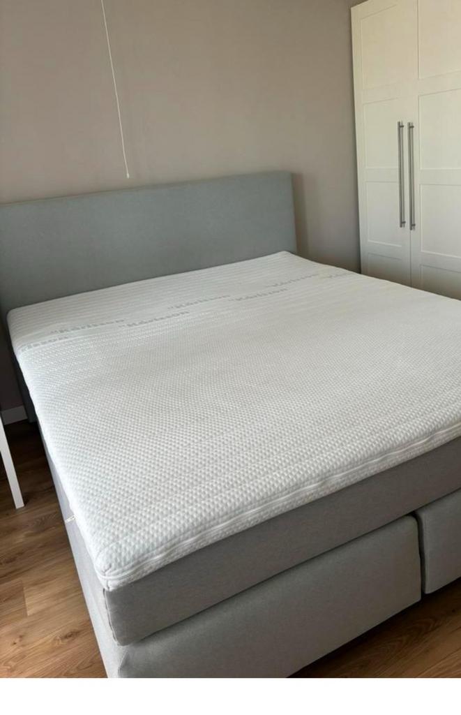 Leuke actie 250€ Karlsson boxspring, Ophalen of Verzenden, Zo goed als nieuw, Tweepersoons, 180 cm