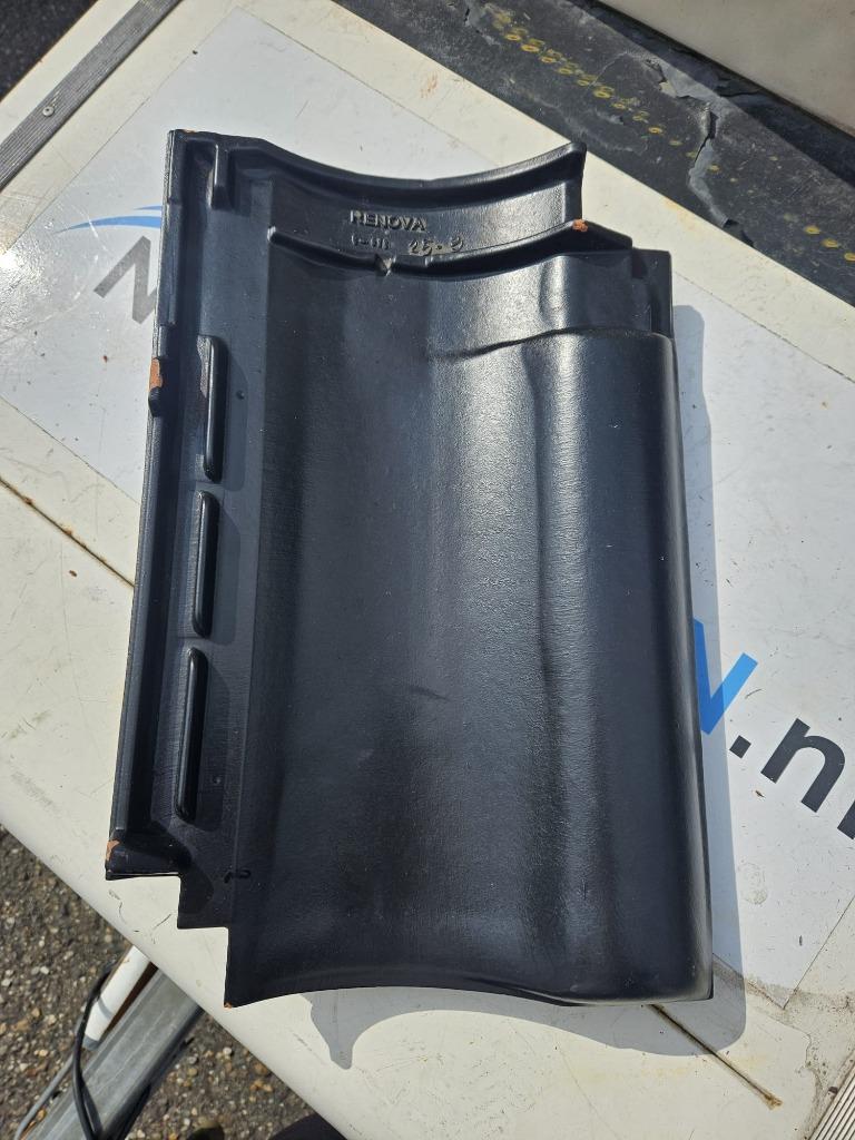 Monier Renova dakpannen zwart, Ophalen, Steen of Klei, Info@dakrollengigant.nl, Zwart