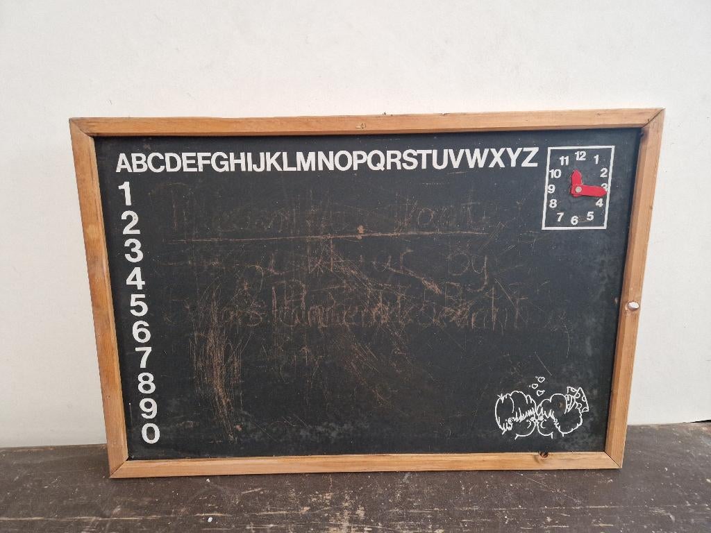 Vintage krijtbord met abc, cijfers en klok, Diversen, Schoolborden, Gebruikt, Krijtbord, Ophalen of Verzenden