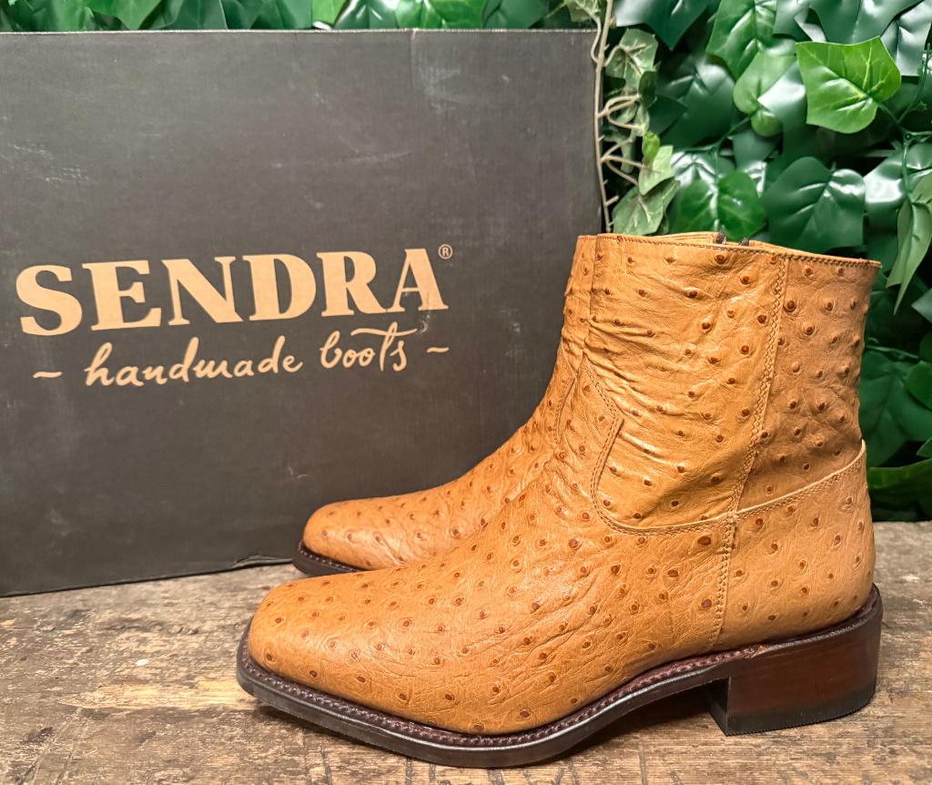 prachtige aparte laars van Sendra struisvogelleer maat 41, Sendra, Bruin, Boots, Nieuw