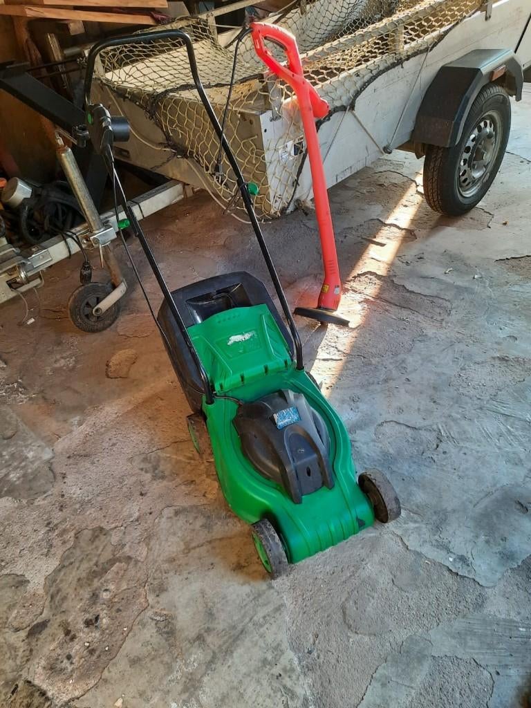 Grasmaaier Rhodos te koop i.v.m.kunstgras, Ophalen, Rhodos, Elektrische grasmaaier, Zo goed als nieuw