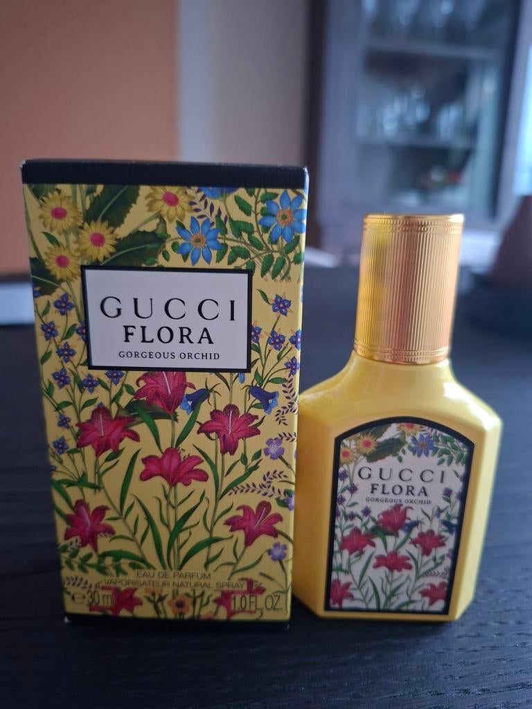 Gucci Flora Georgeous Orchid eau de parfum 30 ml, Ophalen of Verzenden, Zo goed als nieuw, Parfumfles