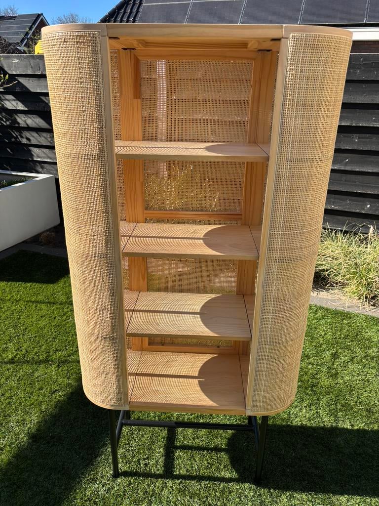 Kast, riet, Ophalen, Zo goed als nieuw, Hout, Overige typen