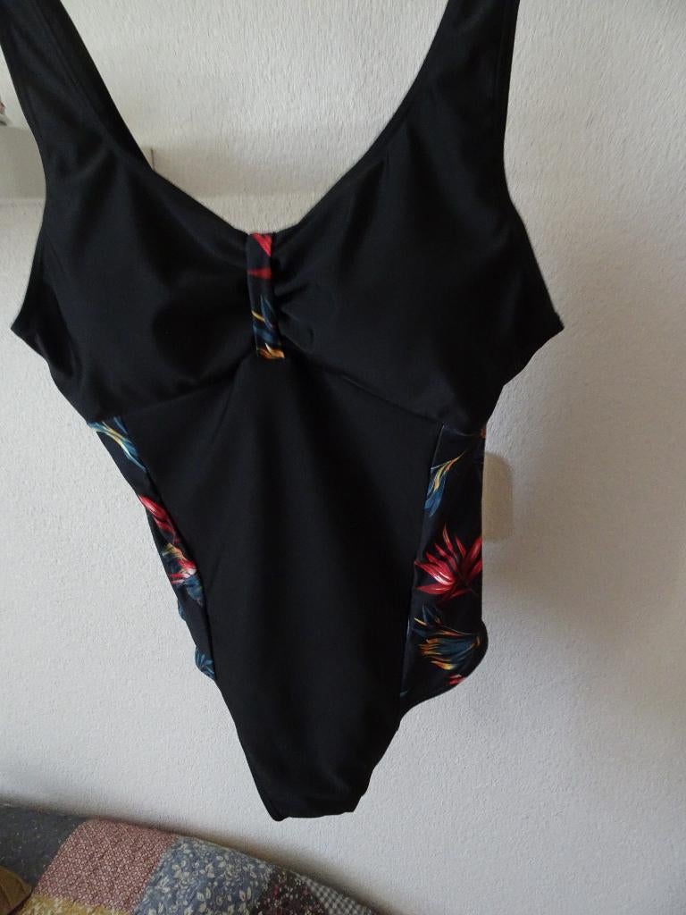 2 x nieuwe badpak, Ophalen of Verzenden, Nieuw, Zwart, Badpak