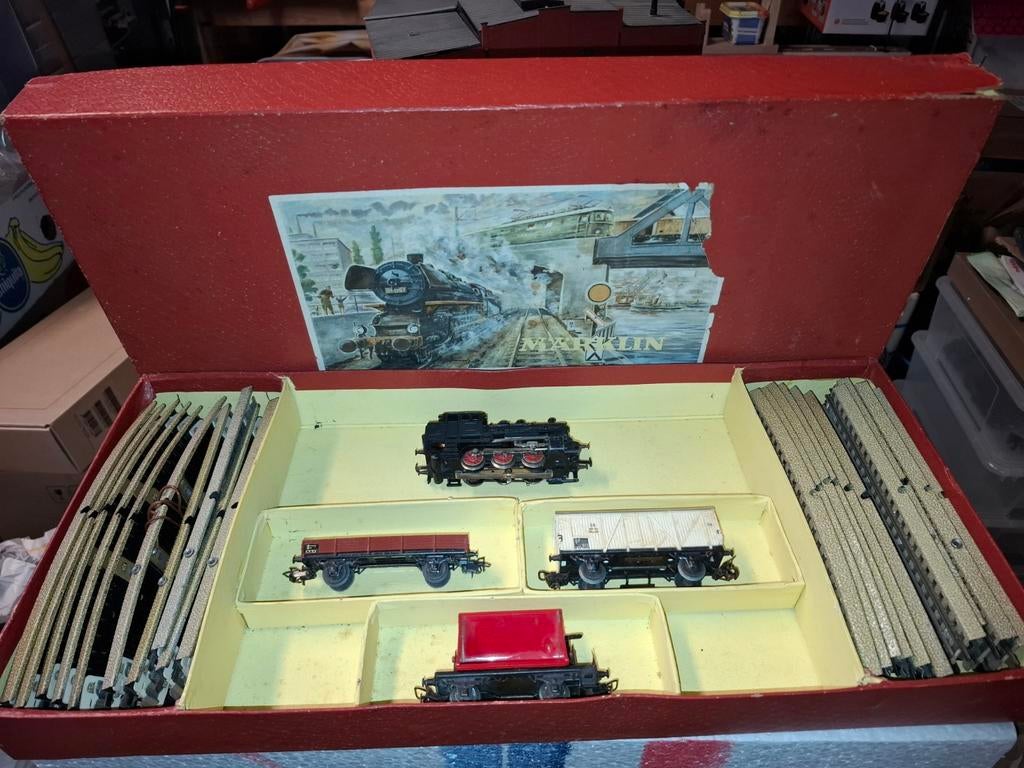 4 stuks rode set dozen van marklin jaren 50, Hobby en Vrije tijd, Modeltreinen | H0, Wisselstroom, Ophalen of Verzenden, Analoog