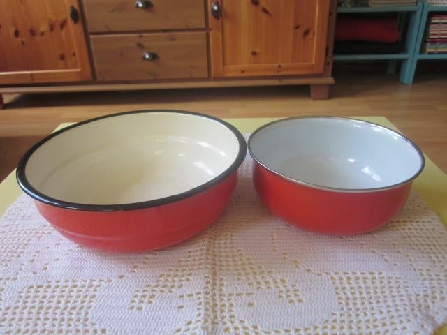 rode emaille schaaltjes, Ophalen of Verzenden, Zo goed als nieuw, Overige materialen, Pannenset