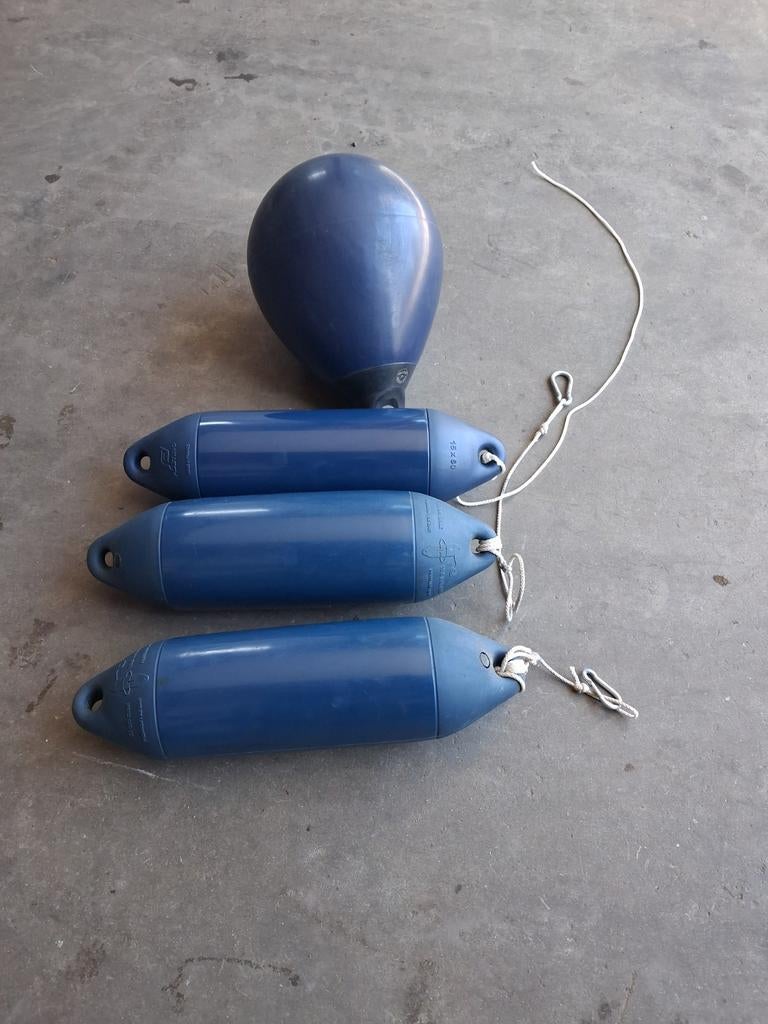 Bootfenders 3x met bolfender, Ophalen of Verzenden, Zo goed als nieuw