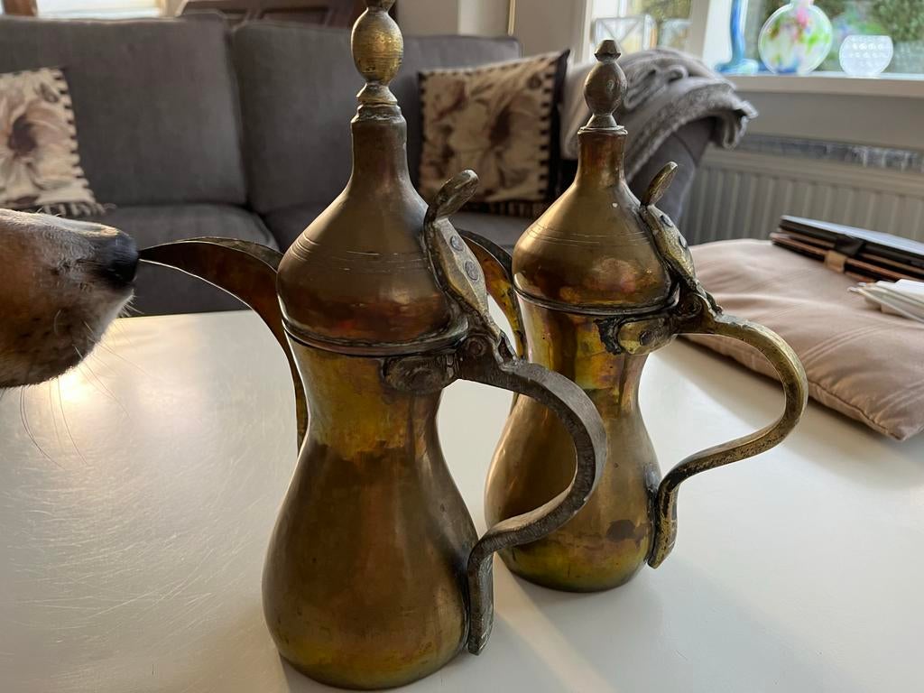 Twee Vintage Arabische Dallah Koffiepotten - Set van 2, Ophalen of Verzenden, Brons
