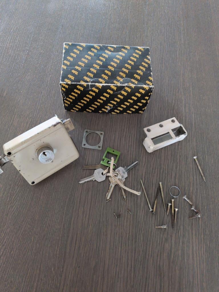 Yale slot met sleutels en toebehoren, Ophalen of Verzenden