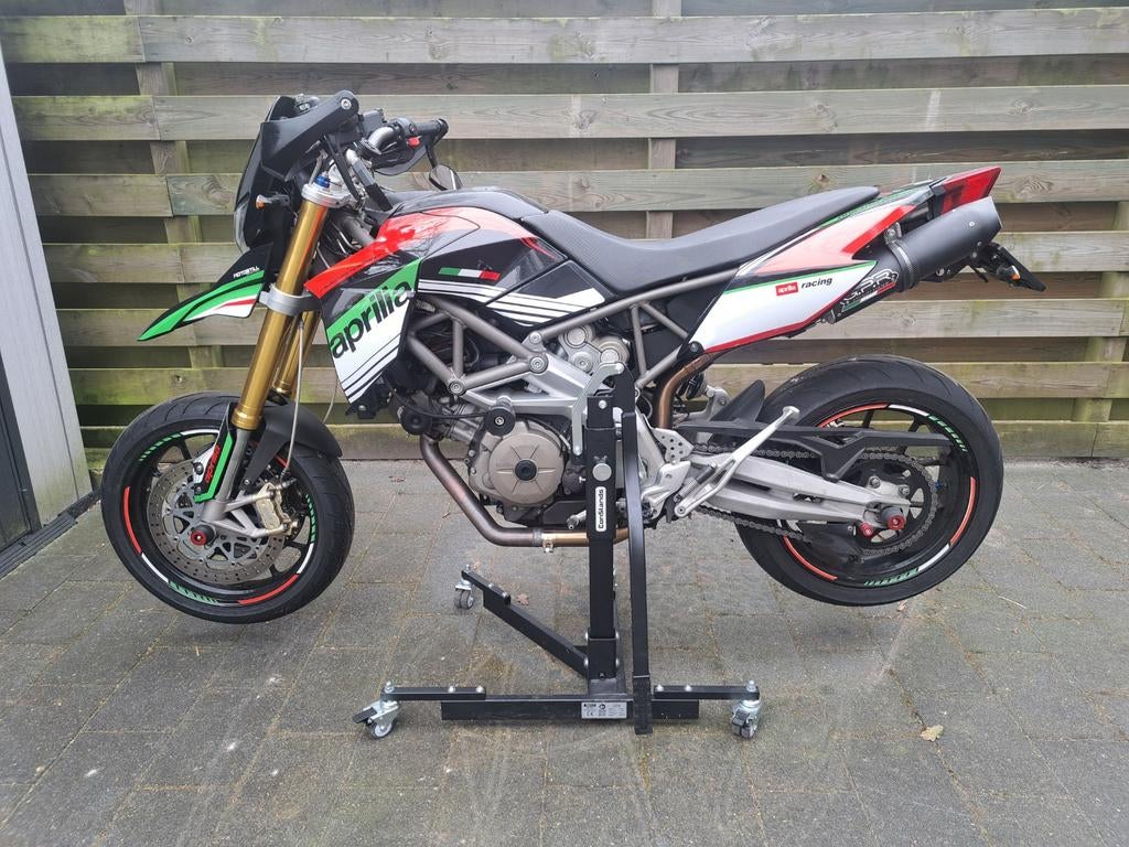 Aprilia Dorsoduro 750 SMV