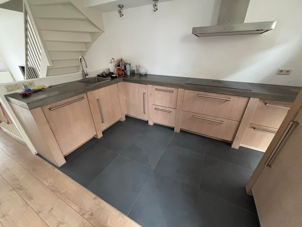 Complete hoekkeuken met hogere kast, Ophalen, Gebruikt, Overige materialen, Bruin