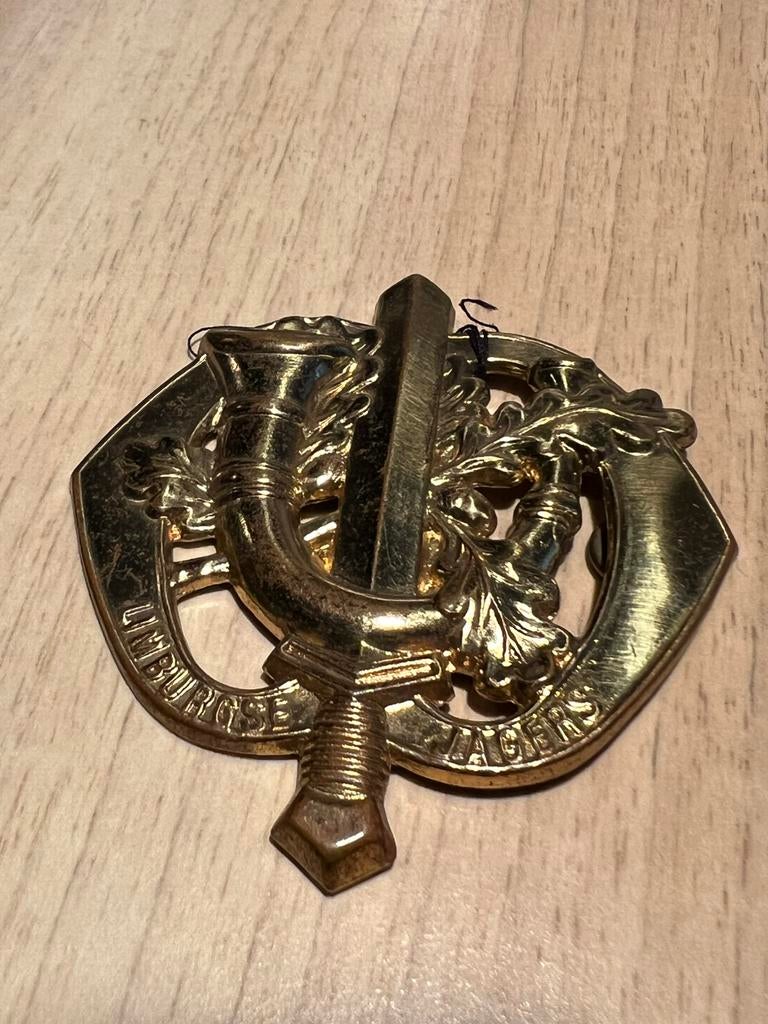 Baretembleem Infanterie Limburgse Jagers, Verzamelen, Ophalen of Verzenden, Landmacht, Nederland, Embleem of Badge