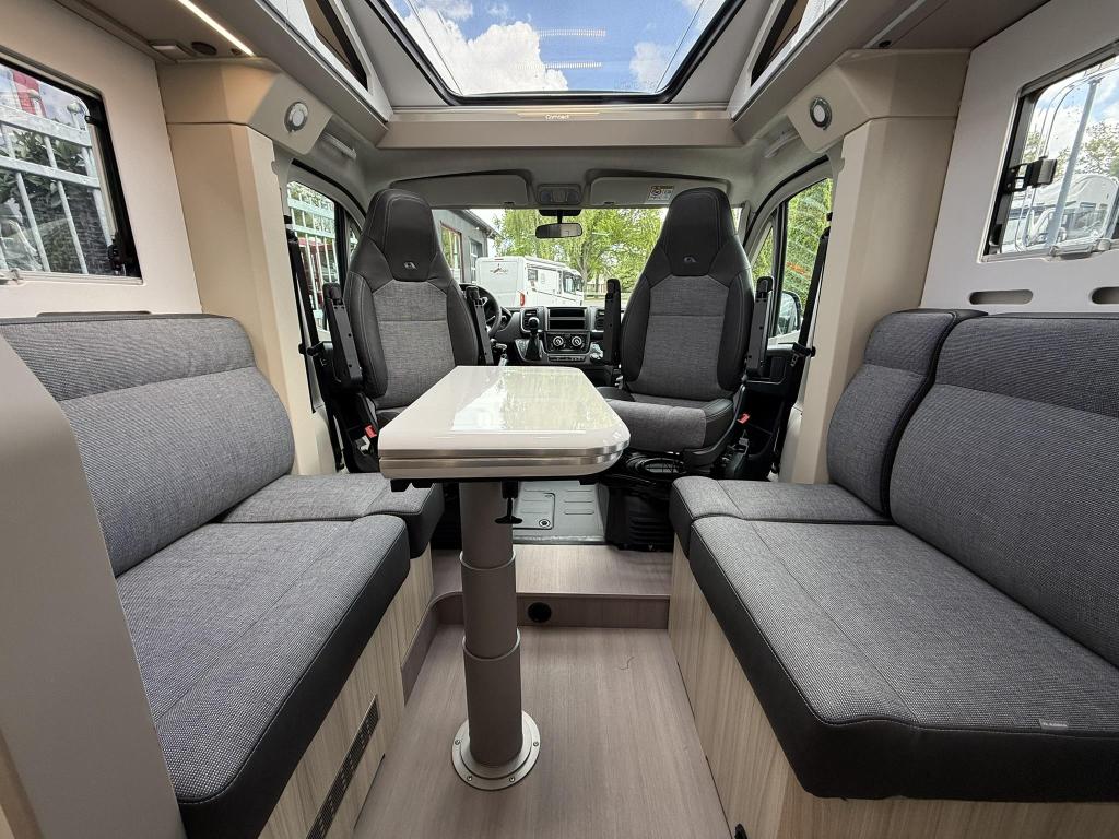 Adria Compact Supreme DL Face-to-face - Automaat - 2025, Caravans en Kamperen, Campers, Ringverwarming, Fiat, Adria, 6 tot 7 meter