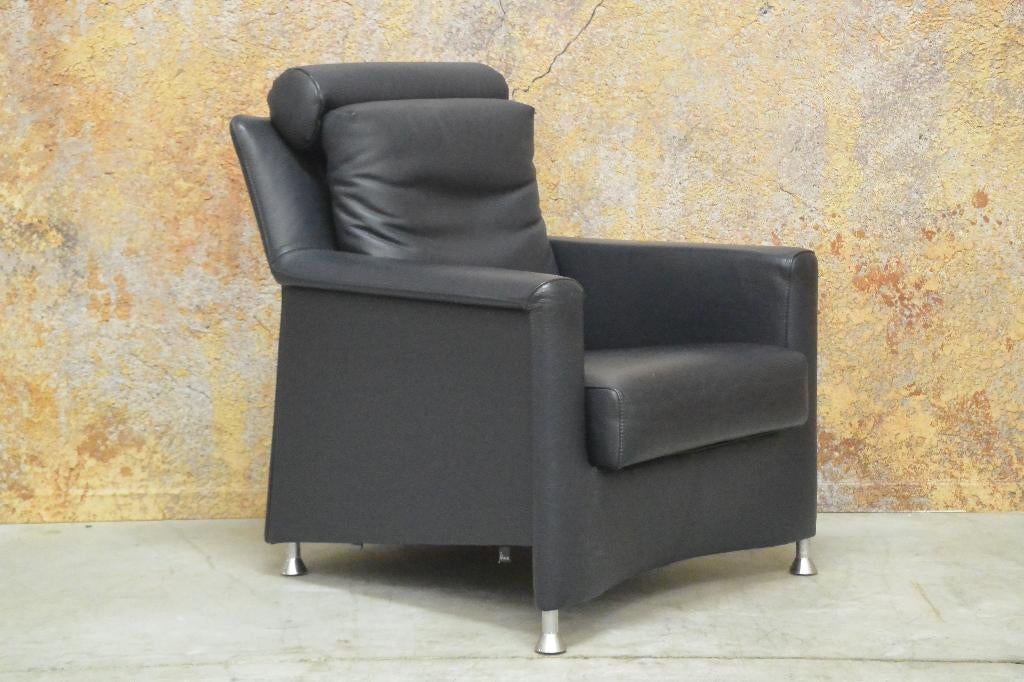 ZGAN! donkerblauwe leren Leolux Paian fauteuil, Leolux, Leolux, 75 tot 100 cm, Ophalen of Verzenden