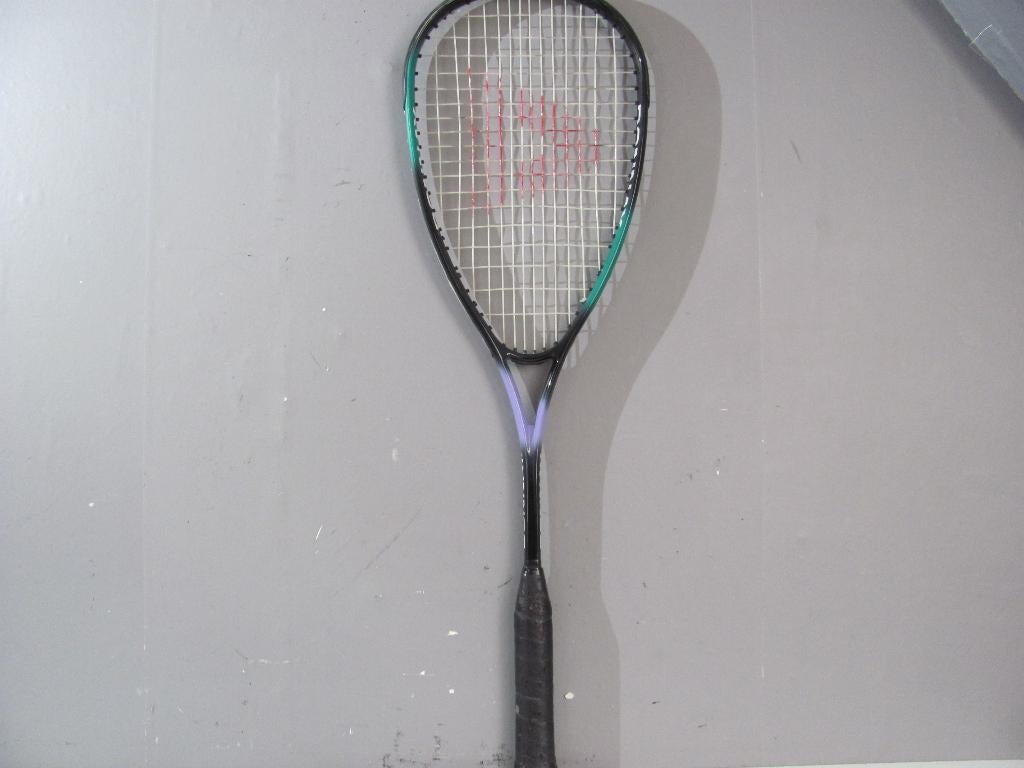 squash racket van DONNAY boast pro, Sport en Fitness, Squash, Ophalen of Verzenden, Zo goed als nieuw, Racket, Met hoes