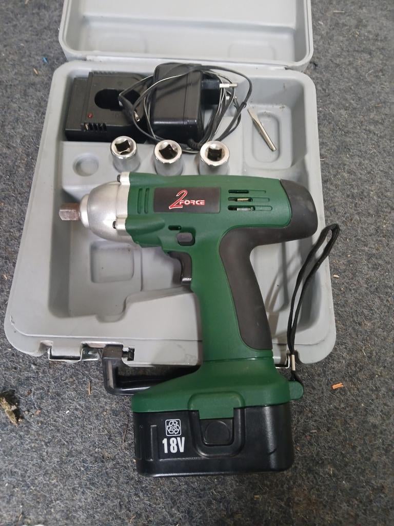 2 Force slagmoer sleutel 18V, Ophalen