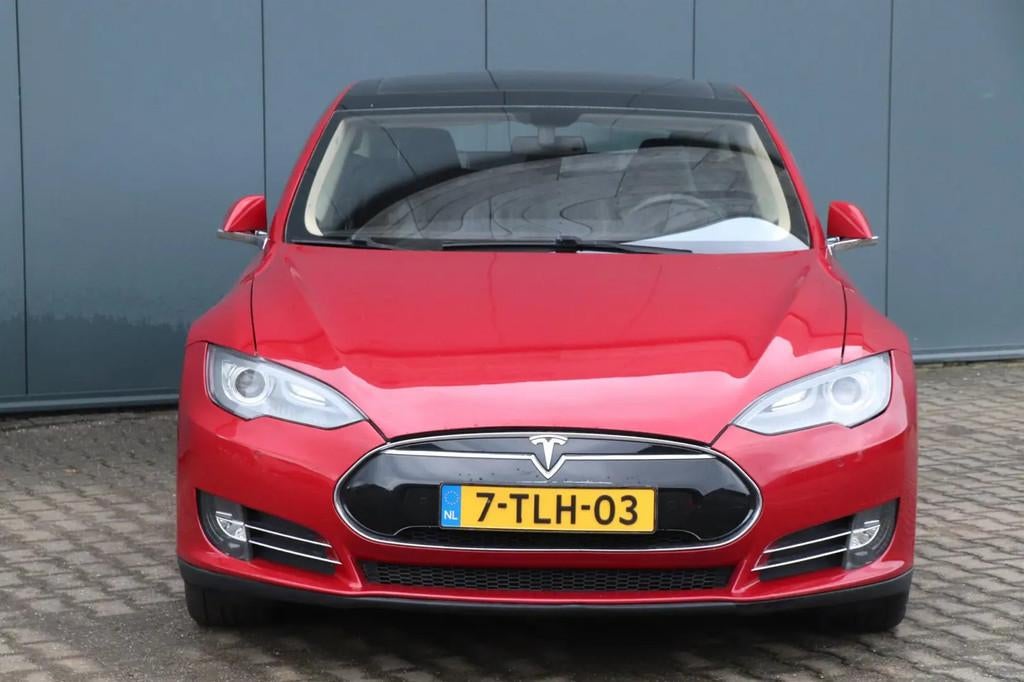Tesla Model S 85 Base | SOH 90% / FREE SUPERCHA € 14.900,0, Auto's, Tesla, Automaat, Gebruikt, Stoelverwarming, 367 pk