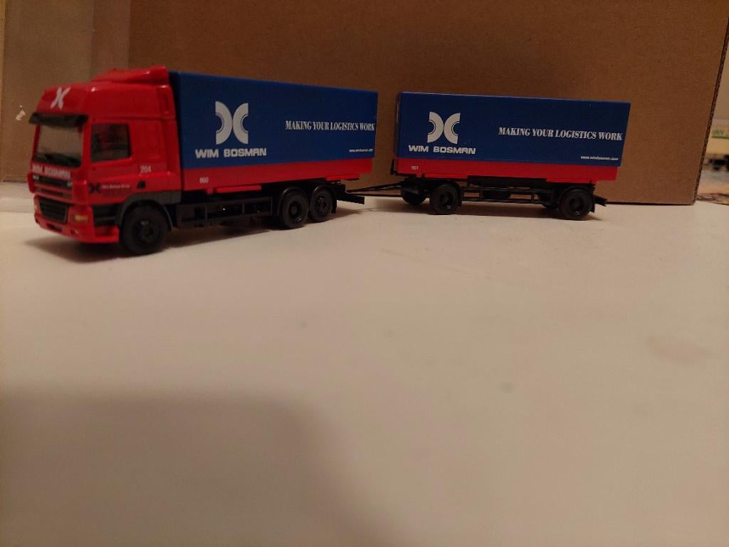 582 herpa daf cf combi wim bosman mainfreight 1:87 truck, Ophalen of Verzenden, Zo goed als nieuw, Bus of Vrachtwagen, Herpa
