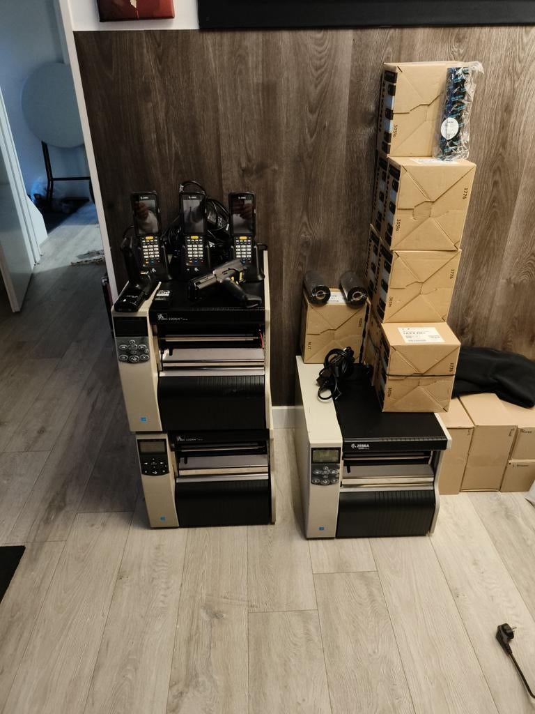 Zebra label printers 3 stuks met 7 dozen labels, Computers en Software, Labelprinters, Ophalen of Verzenden, Nieuw