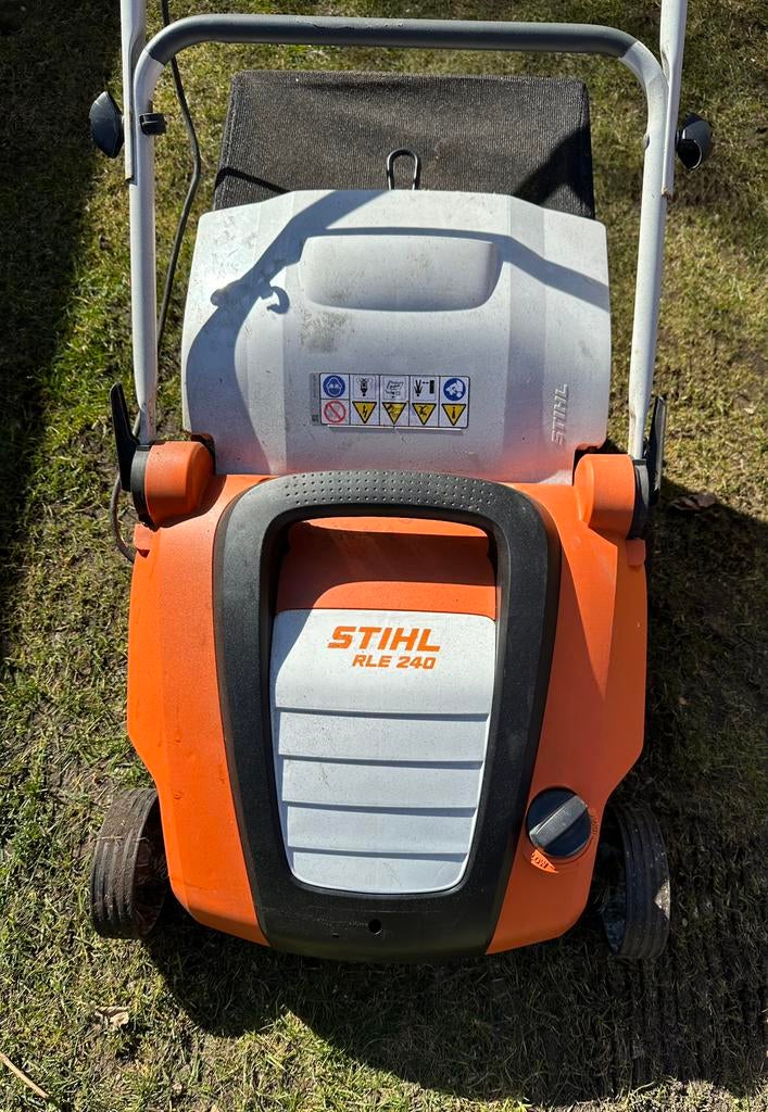 Verhuur; Stihl verticuteermachine, elektrisch., Ophalen, Gebruikt, Elektrisch