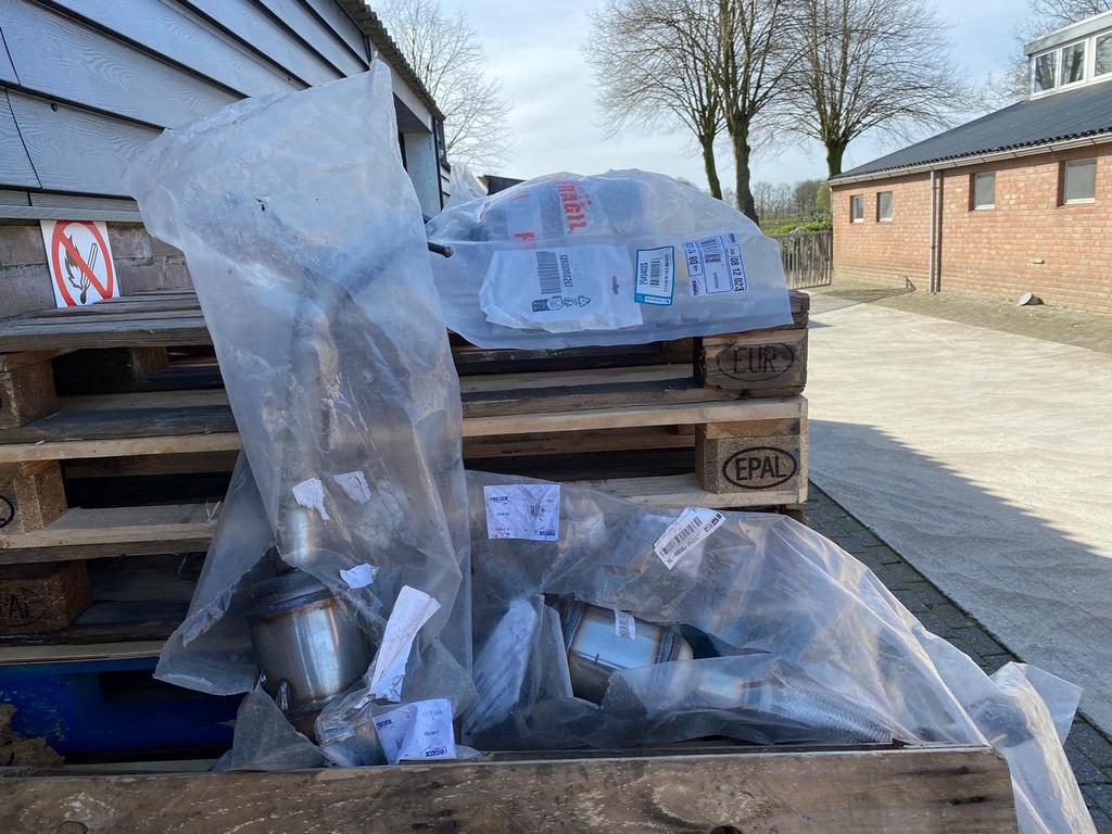 Partij katalysator en roetfilters, Ophalen of Verzenden