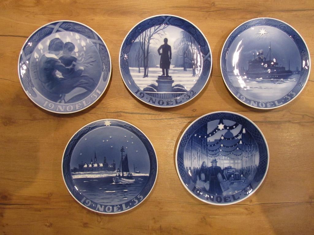 Royal Copenhagen kerstborden jaarborden, Antiek en Kunst, Antiek | Wandborden en Tegels, Ophalen of Verzenden
