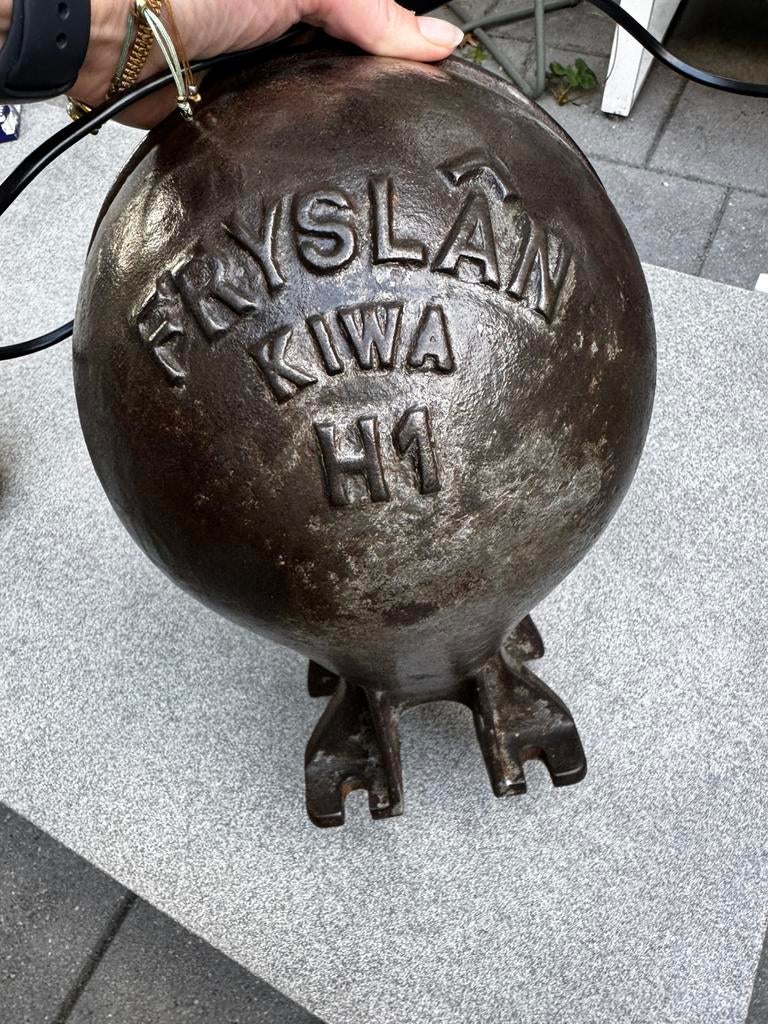 Unieke industriële lamp - gemaakt van oude koeien drinkbak, Ophalen, Zo goed als nieuw, Minder dan 100 cm