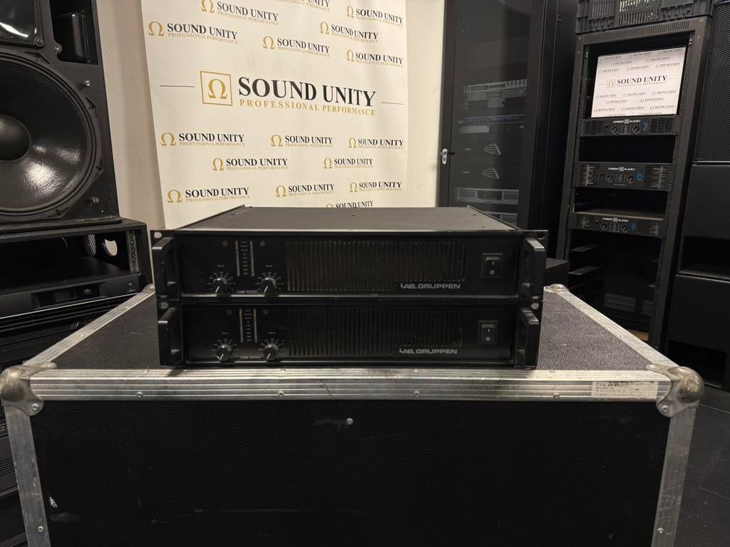 Lab Gruppen - LAB1000 2x500W/4ohm, Zo goed als nieuw, 120 watt of meer, Front, Rear of Stereo speakers, Ophalen