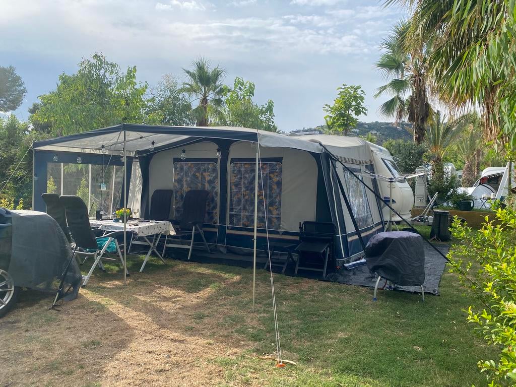 Dorema president XL en Dorema Locarno, Ophalen, Gebruikt