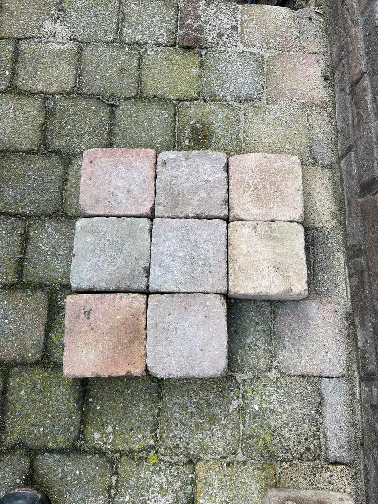 Gratis koppelstones 14x14, Ophalen of Verzenden, Zo goed als nieuw, Beton, Klinkers