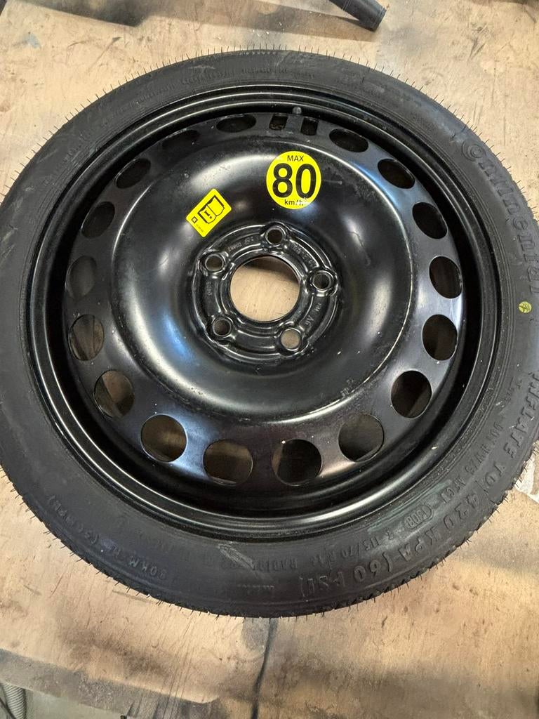 Opel corsa Thuiskomer en een Opel insignia reservewiel, Auto-onderdelen, Banden en Velgen, Ophalen, Nieuw, Zomerbanden, Banden en Velgen