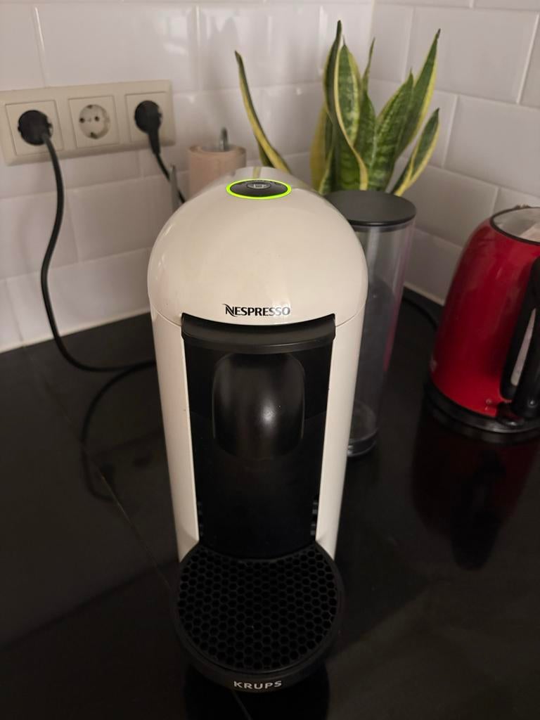 KRUPS Nespresso Vertuo Plus XN9038 - Creme Wit, Ophalen, Koffiemachine, Zo goed als nieuw, Koffiepads en cups