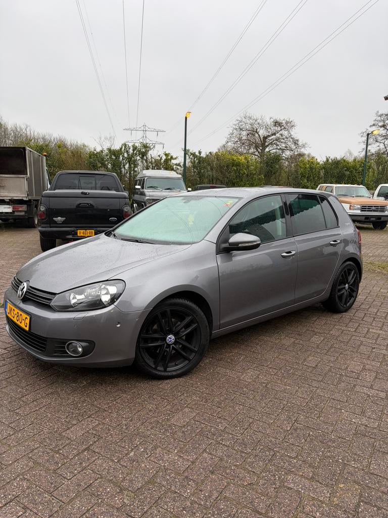 Volkswagen Golf 1.2 TSI 77KW 2010 Grijs, Voorwielaandrijving, 4 cilinders, 1133 kg, 610 kg