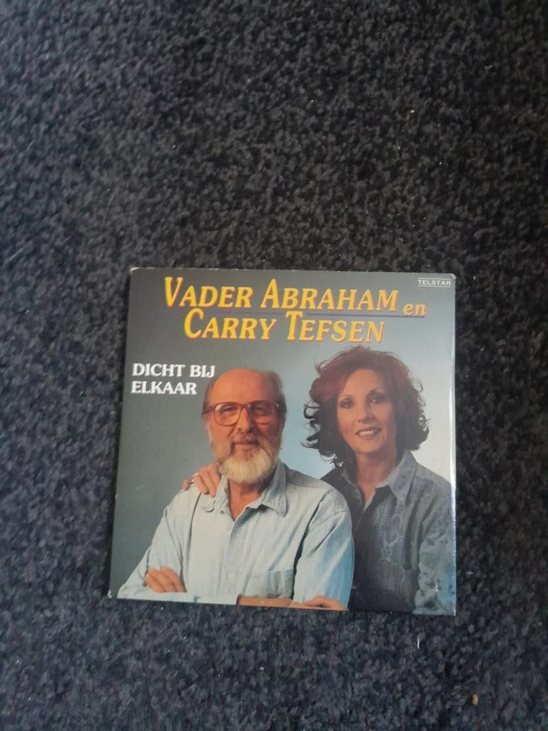 Vader Abraham & Carry Tefsen Dicht bij elkaar, Ophalen of Verzenden, Zo goed als nieuw, Nederlandstalig