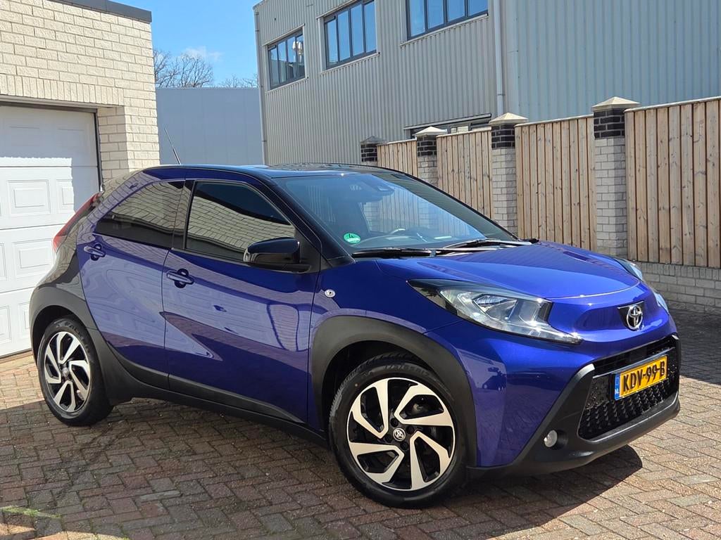 Toyota Aygo X 1.0 VVT-i MT Pulse Camera-Stoelverw.-Carplay, Stof, Gebruikt, Euro 6, USB