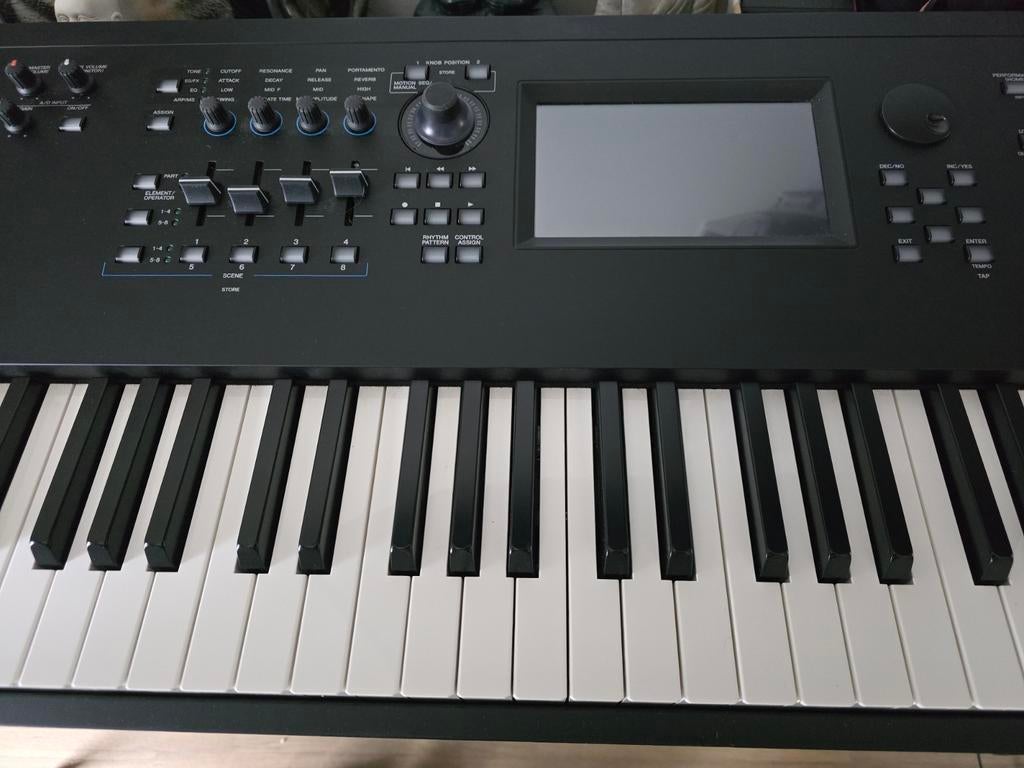 Yamaha modx8 + synthesizer zgan, Muziek en Instrumenten, Synthesizers, Zo goed als nieuw, 61 toetsen, Yamaha, Ophalen of Verzenden