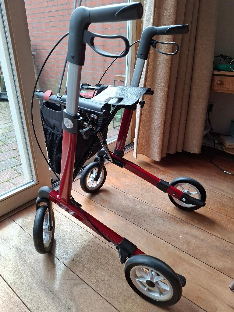 Rollator, Diversen, Rollators, Zo goed als nieuw, Lichtgewicht, Opvouwbaar, Ophalen
