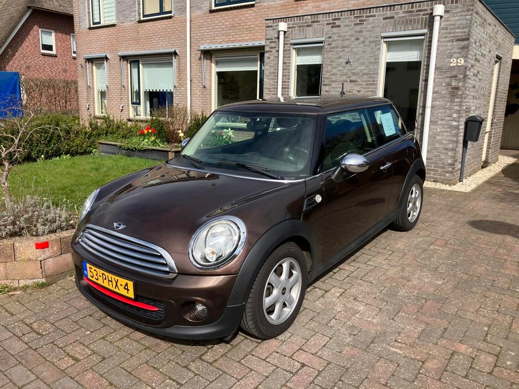 Mini (r56) 1.6 75pk 2011 Bruin, Auto's, Voorwielaandrijving, Bruin, 4 stoelen, Origineel Nederlands