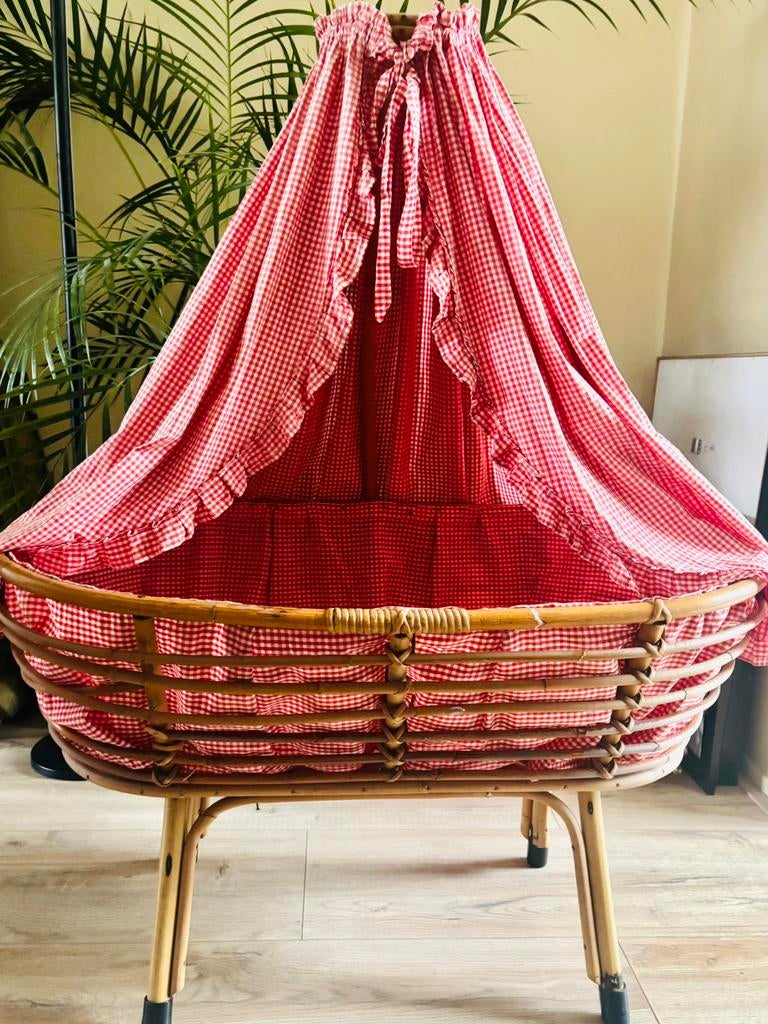 Retro poppenwieg gemaakt door firma Rohe jaren 50/60, Ophalen of Verzenden, Huis en Inrichting