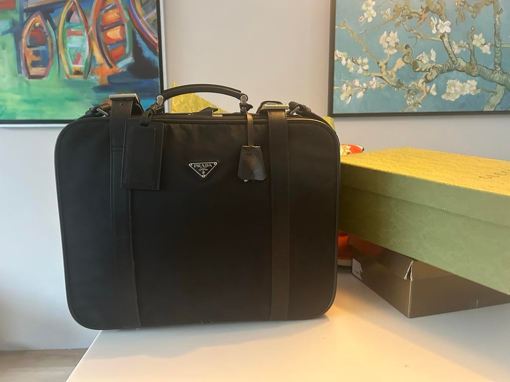 Prada Tas Saffiano Leer en Stof in Nieuwstaat, 40 tot 60 cm, 20 tot 30 cm, Zwart, Ophalen of Verzenden