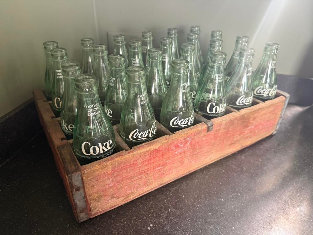 Vintage oud Coca Cola krat met compleet cola flesje, Ophalen, Gebruikt