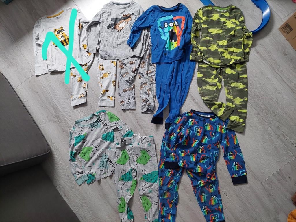 Pyjama's maat 110/116 jongen pyjama, Kinderen en Baby's, Kinderkleding | Maat 110, Ophalen of Verzenden, Zo goed als nieuw, Jongen