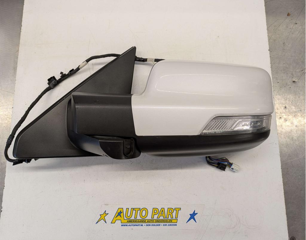 Dodge Ram DT buitenspiegel 2020-2024, Auto-onderdelen, Spiegels, Gebruikt, PO Box 21-8004 | Auburn Hills, MI 48321-8004, Amerikaanse onderdelen